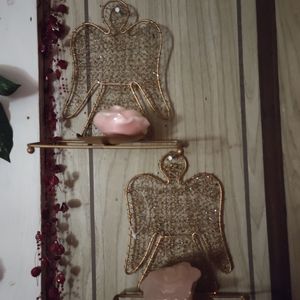 VINTAGE PAIR OF GOLD ANGEL TEALIGHT CANDLE HOLDERS.